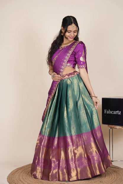 దక్షిణ భారత పండుగ సాంప్రదాయ హాఫ్ చీర (ఛవి) 