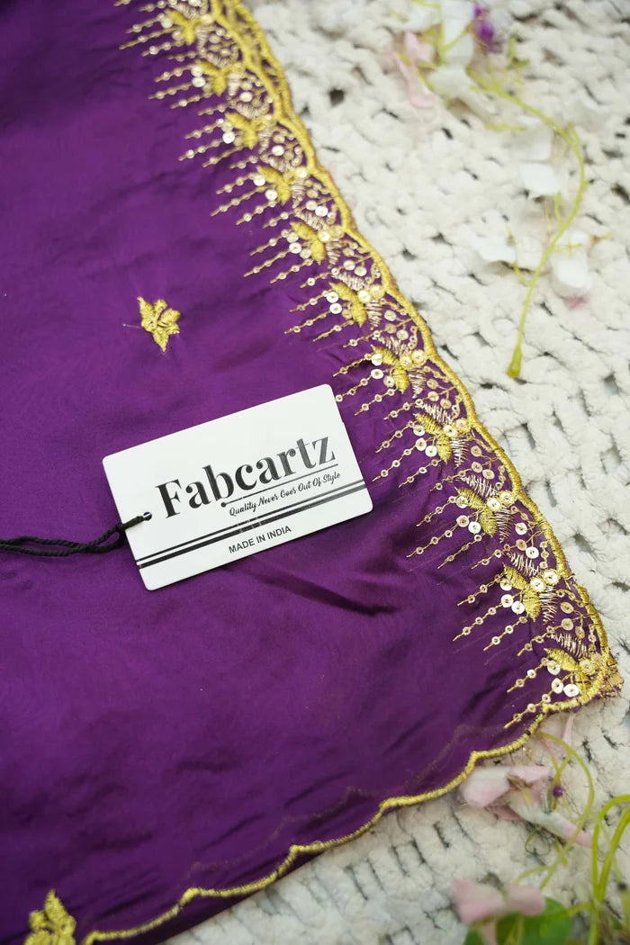 దక్షిణ భారత పండుగ సాంప్రదాయ హాఫ్ చీర (ఛవి) 