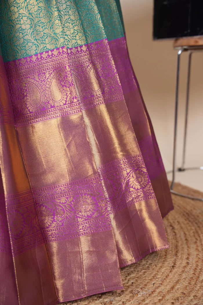 దక్షిణ భారత పండుగ సాంప్రదాయ హాఫ్ చీర (ఛవి) 