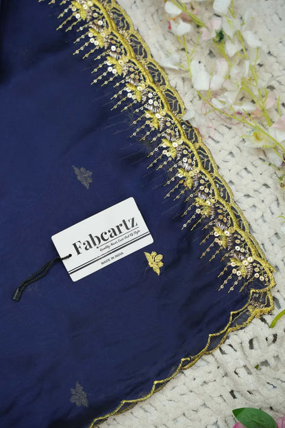 దక్షిణ భారత పండుగ సాంప్రదాయ హాఫ్ చీర (ఛవి) 