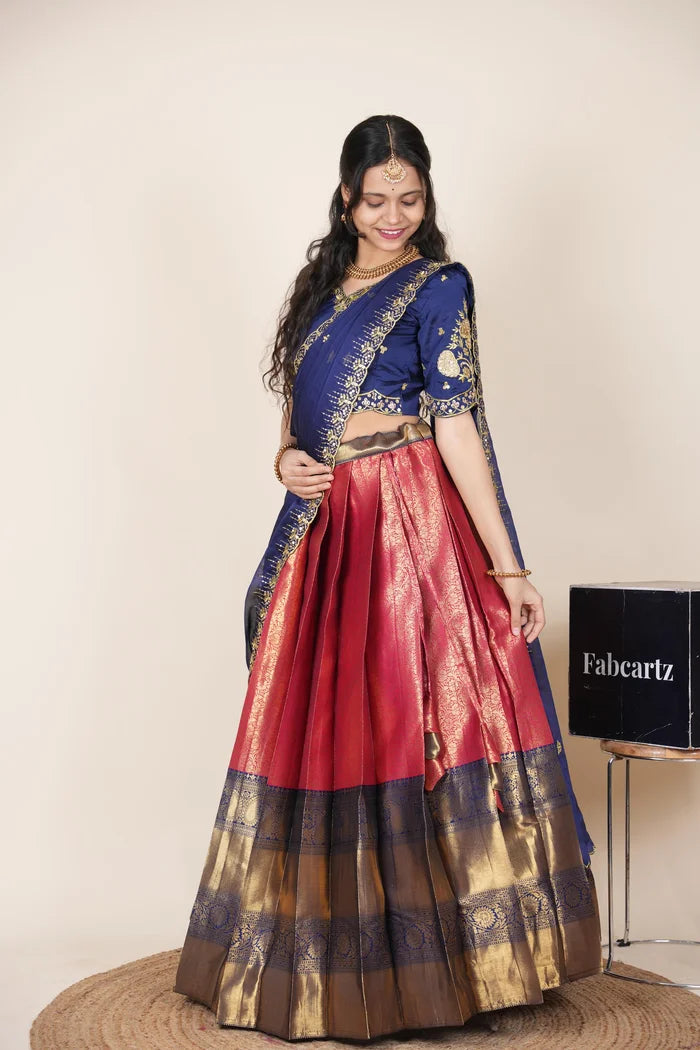 దక్షిణ భారత పండుగ సాంప్రదాయ హాఫ్ చీర (ఛవి) 