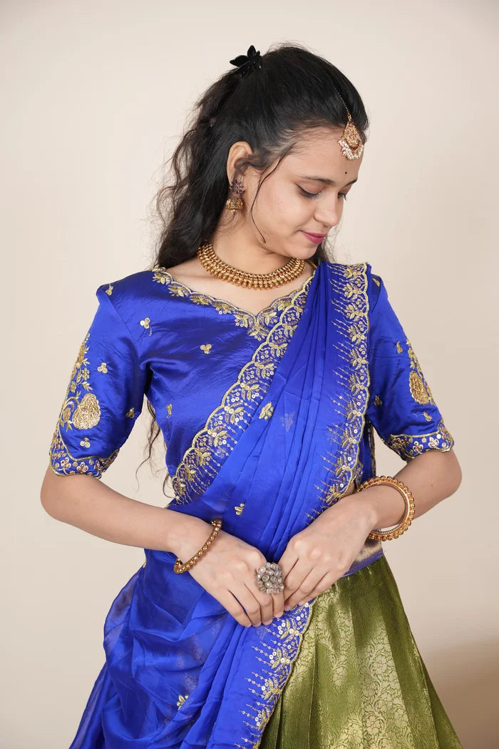 దక్షిణ భారత పండుగ సాంప్రదాయ హాఫ్ చీర (ఛవి) 