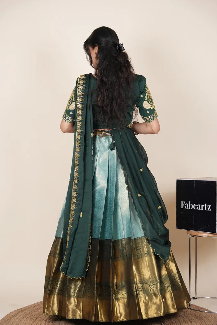 దక్షిణ భారత పండుగ సాంప్రదాయ హాఫ్ చీర (ఛవి) 