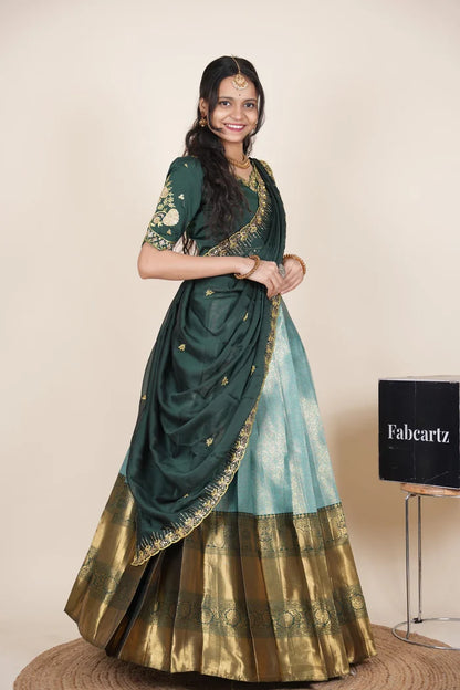 దక్షిణ భారత పండుగ సాంప్రదాయ హాఫ్ చీర (ఛవి) 