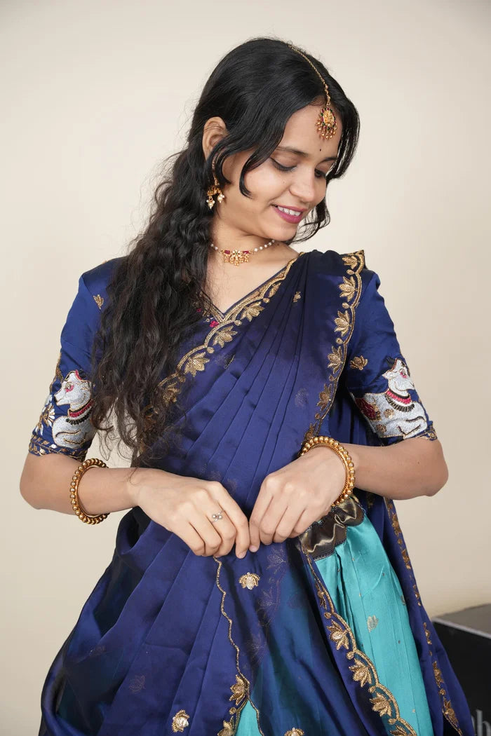 దక్షిణ భారత పండుగ సాంప్రదాయ హాఫ్ చీర (ఛవి) 