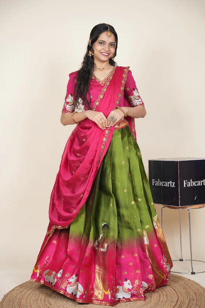 దక్షిణ భారత పండుగ సాంప్రదాయ హాఫ్ చీర (ఛవి) 