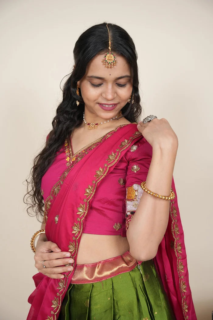 దక్షిణ భారత పండుగ సాంప్రదాయ హాఫ్ చీర (ఛవి) 