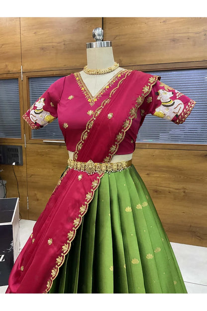 దక్షిణ భారత పండుగ సాంప్రదాయ హాఫ్ చీర (ఛవి) 