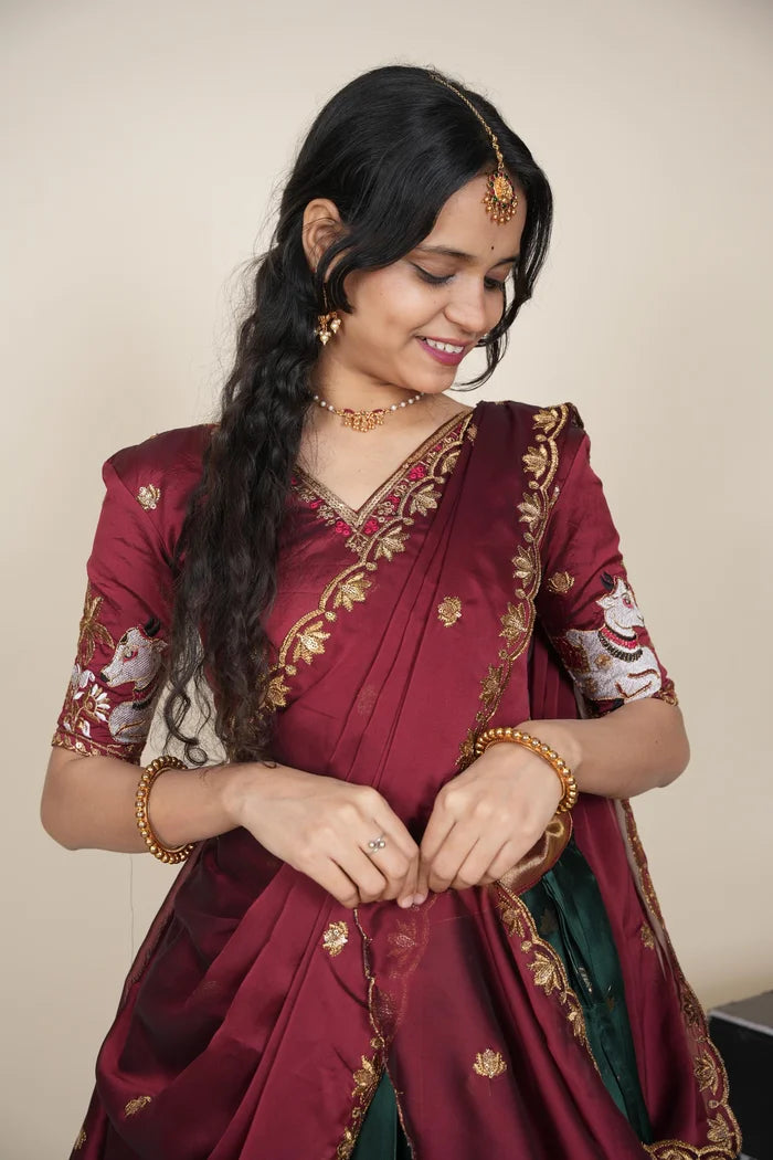 దక్షిణ భారత పండుగ సాంప్రదాయ హాఫ్ చీర (ఛవి) 