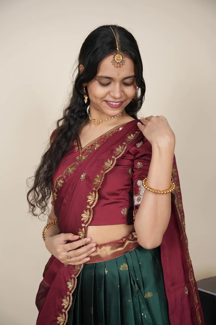 దక్షిణ భారత పండుగ సాంప్రదాయ హాఫ్ చీర (ఛవి) 