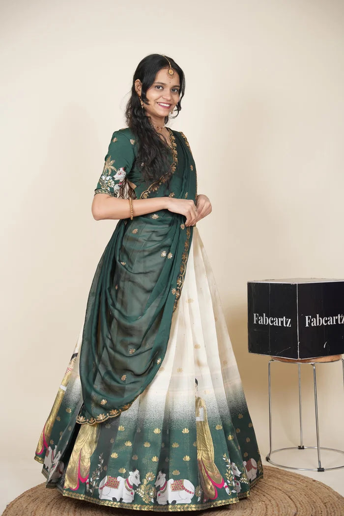 దక్షిణ భారత పండుగ సాంప్రదాయ హాఫ్ చీర (ఛవి) 