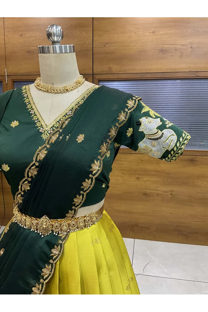 దక్షిణ భారత పండుగ సాంప్రదాయ హాఫ్ చీర (ఛవి) 