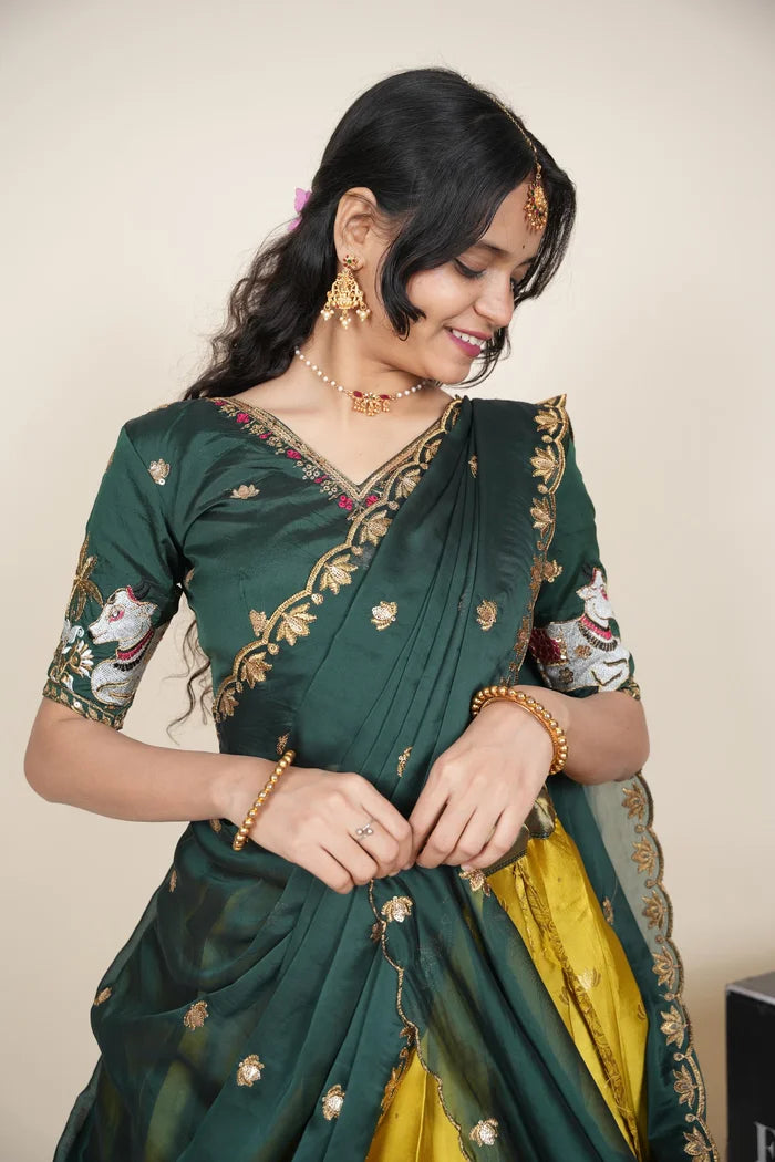 దక్షిణ భారత పండుగ సాంప్రదాయ హాఫ్ చీర (ఛవి) 