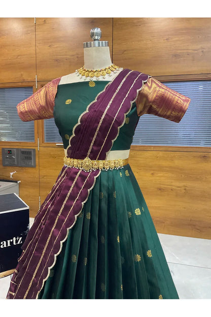 దక్షిణ భారత పండుగ సాంప్రదాయ హాఫ్ చీర (ఛవి) 