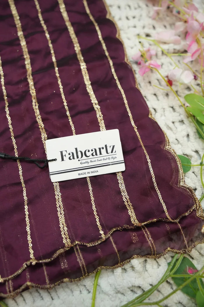 దక్షిణ భారత పండుగ సాంప్రదాయ హాఫ్ చీర (ఛవి) 