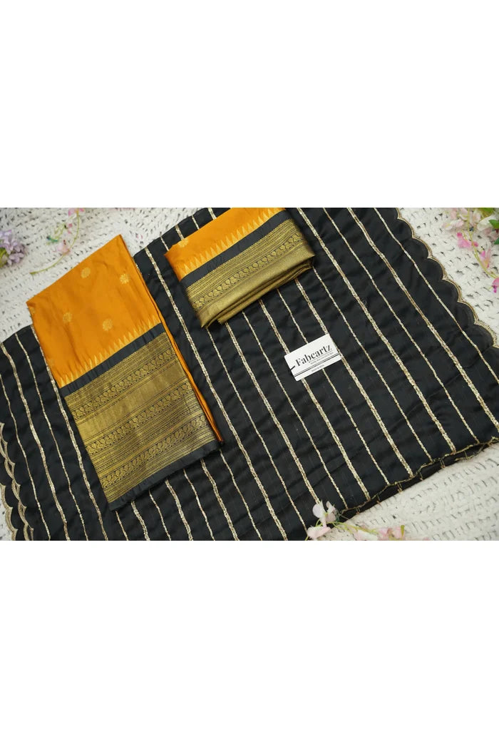 దక్షిణ భారత పండుగ సాంప్రదాయ హాఫ్ చీర (ఛవి) 