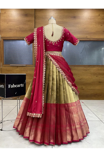 దక్షిణ భారత పండుగ సాంప్రదాయ హాఫ్ చీర (ఛవి) 