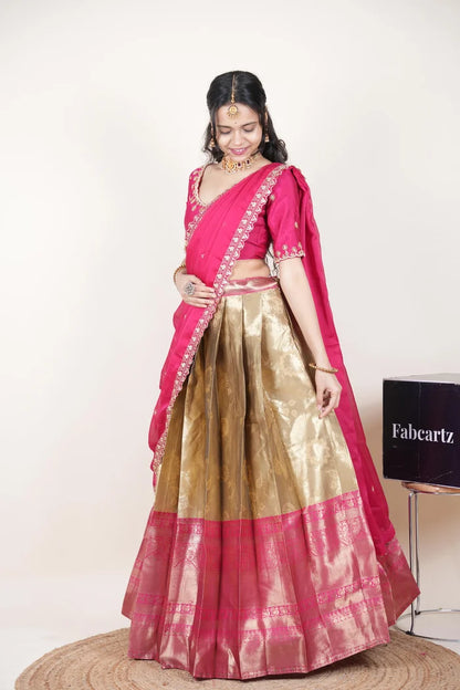 దక్షిణ భారత పండుగ సాంప్రదాయ హాఫ్ చీర (ఛవి) 