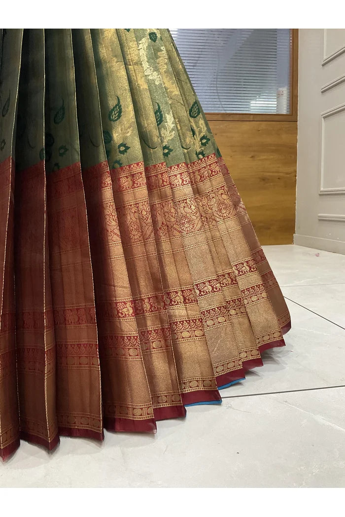 దక్షిణ భారత పండుగ సాంప్రదాయ హాఫ్ చీర (ఛవి) 