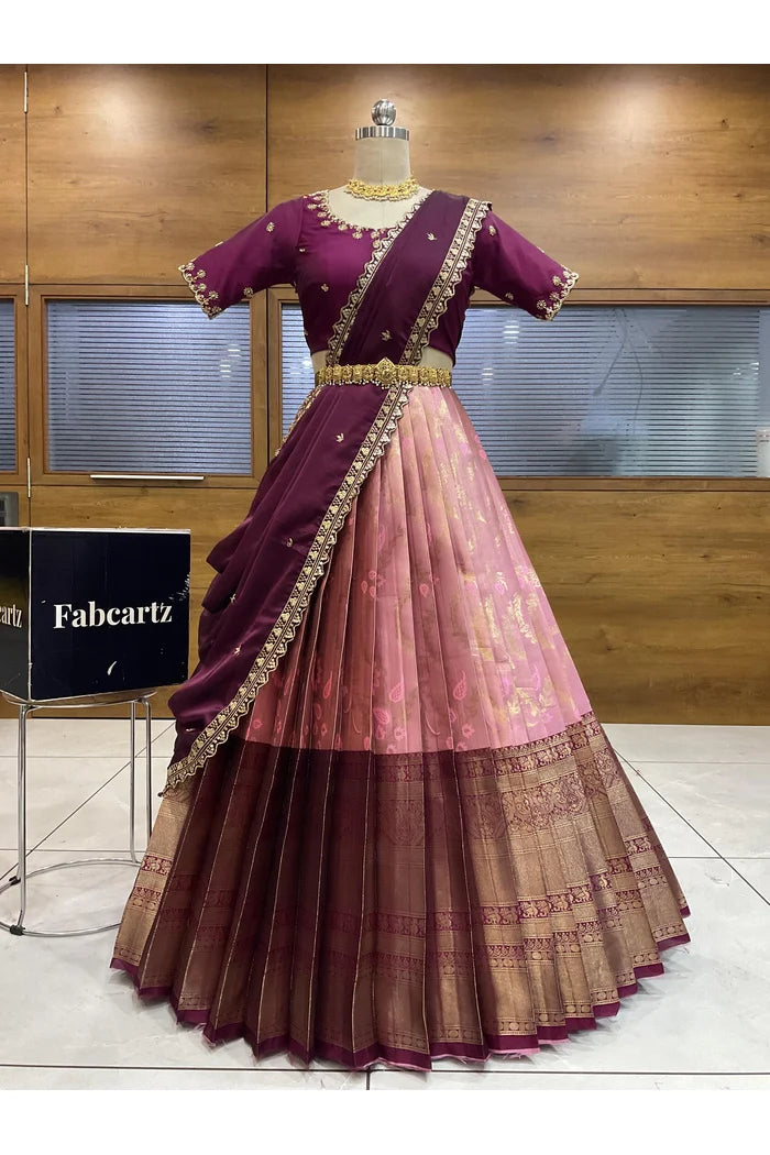 దక్షిణ భారత పండుగ సాంప్రదాయ హాఫ్ చీర (ఛవి) 