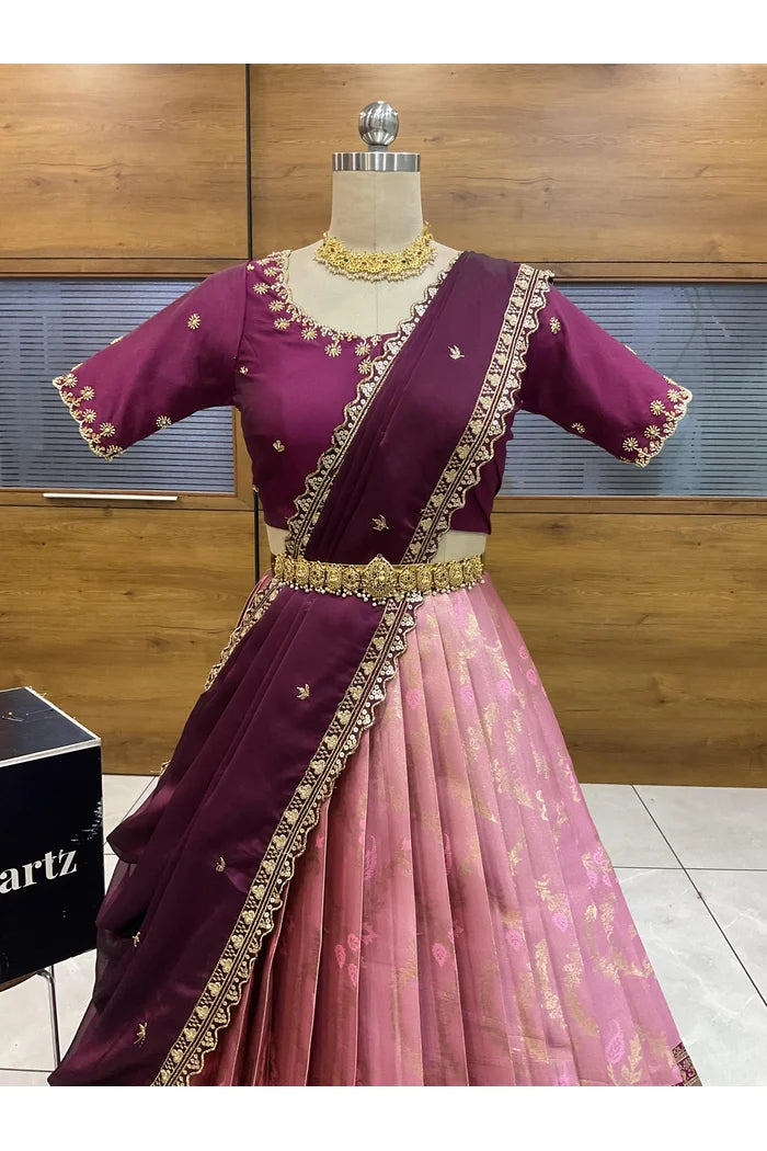 దక్షిణ భారత పండుగ సాంప్రదాయ హాఫ్ చీర (ఛవి) 