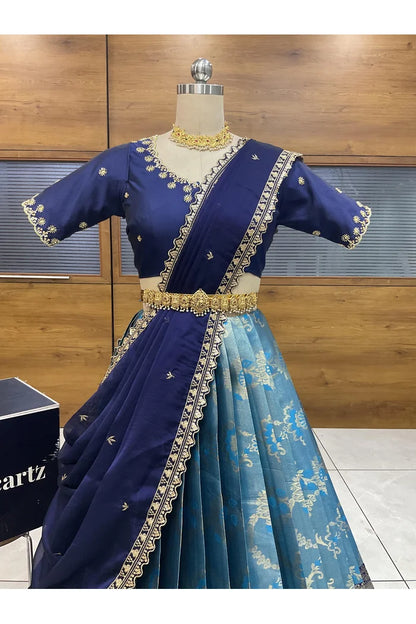 దక్షిణ భారత పండుగ సాంప్రదాయ హాఫ్ చీర (ఛవి) 