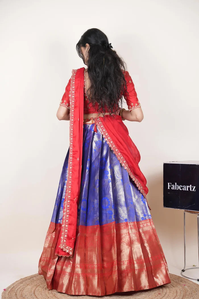 దక్షిణ భారత పండుగ సాంప్రదాయ హాఫ్ చీర (ఛవి) 