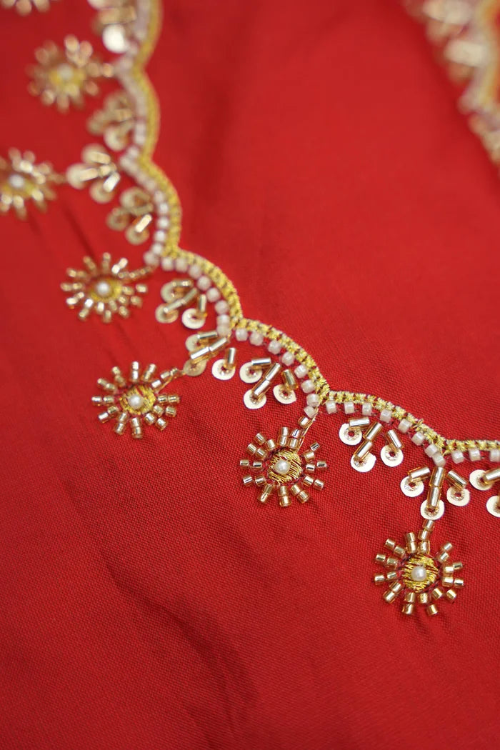 దక్షిణ భారత పండుగ సాంప్రదాయ హాఫ్ చీర (ఛవి) 