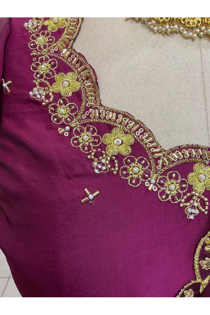 దక్షిణ భారత పండుగ సాంప్రదాయ హాఫ్ చీర (ఛవి) 