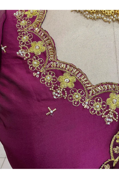 దక్షిణ భారత పండుగ సాంప్రదాయ హాఫ్ చీర (ఛవి) 