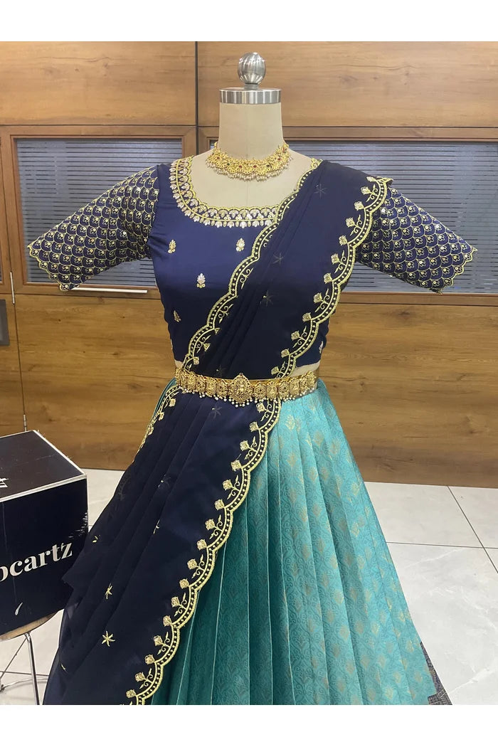 దక్షిణ భారత పండుగ సాంప్రదాయ హాఫ్ చీర (ఛవి) 