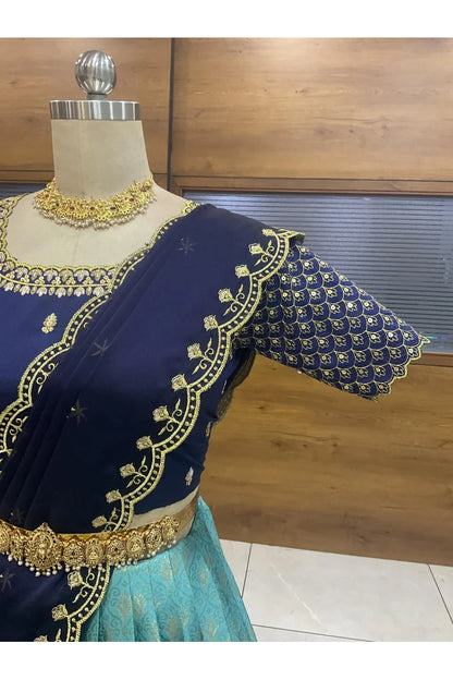 దక్షిణ భారత పండుగ సాంప్రదాయ హాఫ్ చీర (ఛవి) 