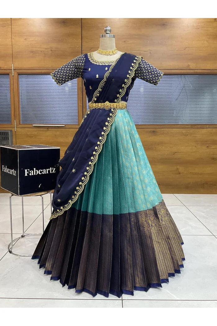 దక్షిణ భారత పండుగ సాంప్రదాయ హాఫ్ చీర (ఛవి) 