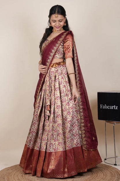 దక్షిణ భారత పండుగ సాంప్రదాయ హాఫ్ చీర (ఛవి) 