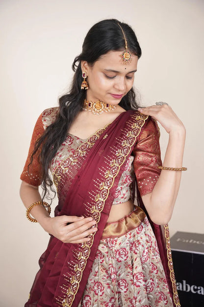 దక్షిణ భారత పండుగ సాంప్రదాయ హాఫ్ చీర (ఛవి) 