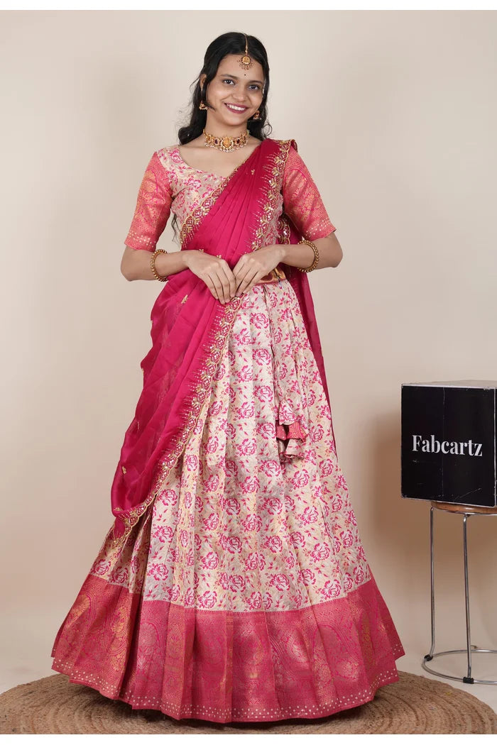 దక్షిణ భారత పండుగ సాంప్రదాయ హాఫ్ చీర (ఛవి) 