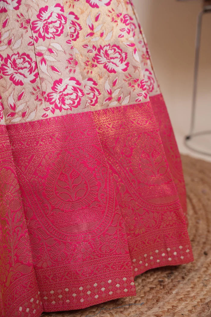 దక్షిణ భారత పండుగ సాంప్రదాయ హాఫ్ చీర (ఛవి) 