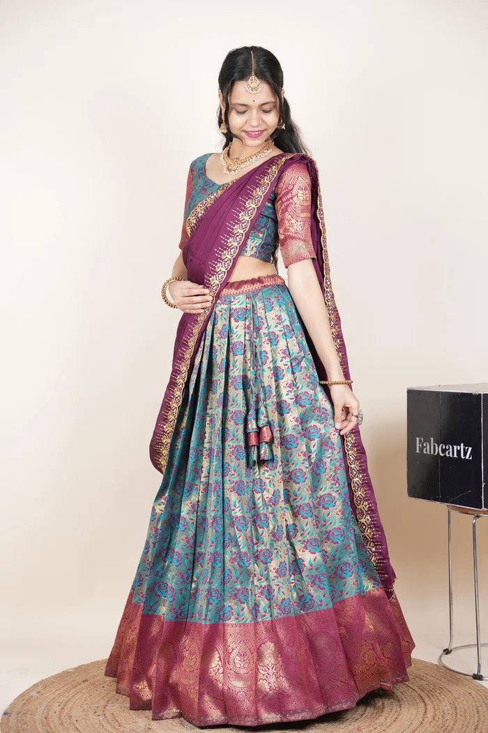 దక్షిణ భారత పండుగ సాంప్రదాయ హాఫ్ చీర (ఛవి) 