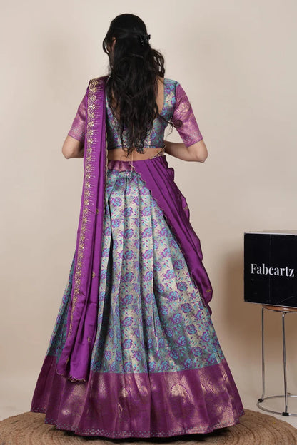 దక్షిణ భారత పండుగ సాంప్రదాయ హాఫ్ చీర (ఛవి) 