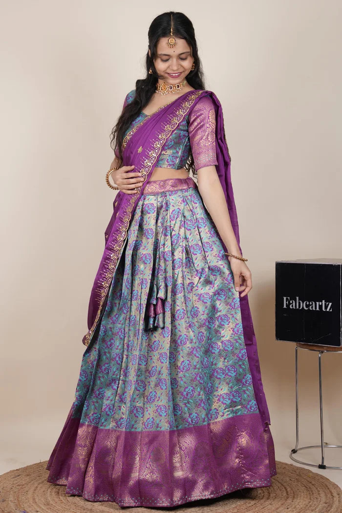 దక్షిణ భారత పండుగ సాంప్రదాయ హాఫ్ చీర (ఛవి) 