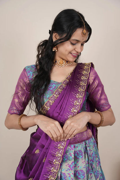 దక్షిణ భారత పండుగ సాంప్రదాయ హాఫ్ చీర (ఛవి) 