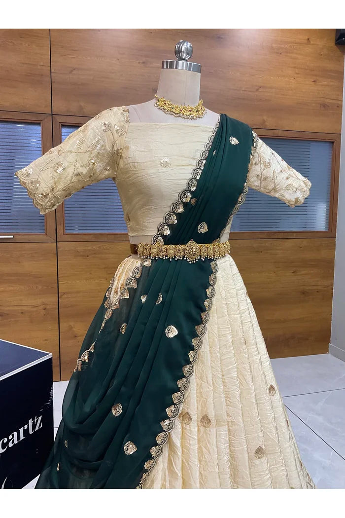 దక్షిణ భారత పండుగ సాంప్రదాయ హాఫ్ చీర (ఛవి) 