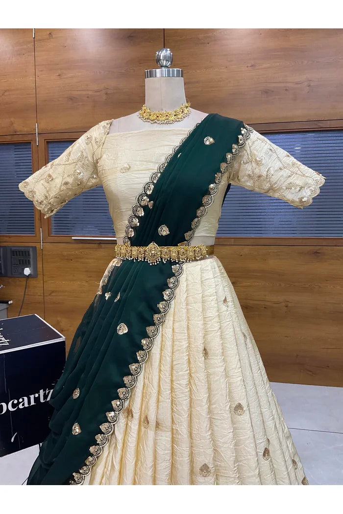 దక్షిణ భారత పండుగ సాంప్రదాయ హాఫ్ చీర (ఛవి) 