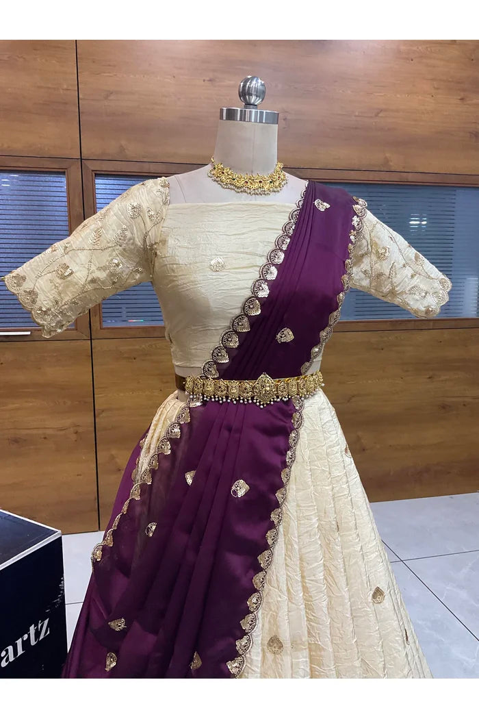 దక్షిణ భారత పండుగ సాంప్రదాయ హాఫ్ చీర (ఛవి) 