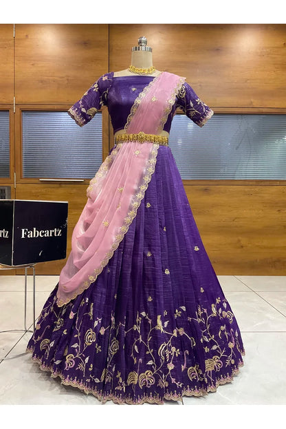 దక్షిణ భారత పండుగ సాంప్రదాయ హాఫ్ చీర (ఛవి) 