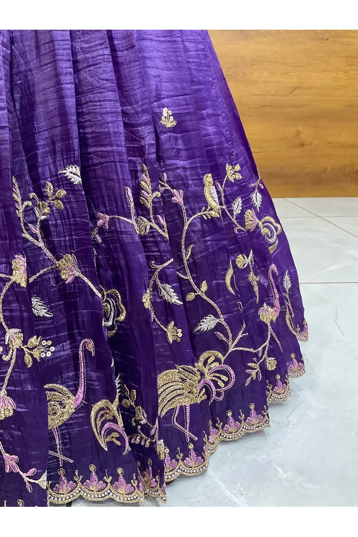 దక్షిణ భారత పండుగ సాంప్రదాయ హాఫ్ చీర (ఛవి) 