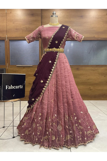 దక్షిణ భారత పండుగ సాంప్రదాయ హాఫ్ చీర (ఛవి) 