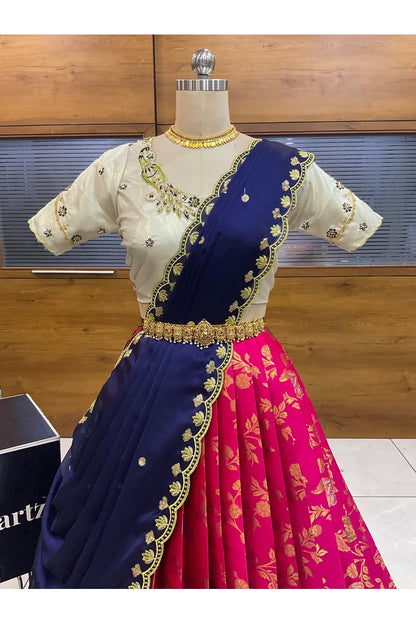 దక్షిణ భారత పండుగ సాంప్రదాయ హాఫ్ చీర (ఛవి) 