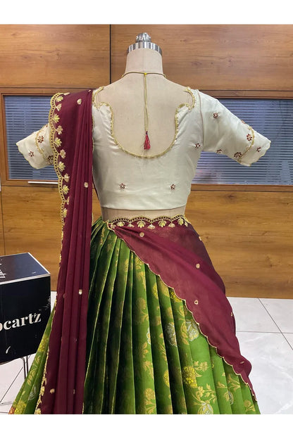 దక్షిణ భారత పండుగ సాంప్రదాయ హాఫ్ చీర (ఛవి) 