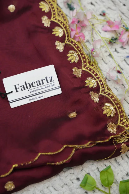 దక్షిణ భారత పండుగ సాంప్రదాయ హాఫ్ చీర (ఛవి) 